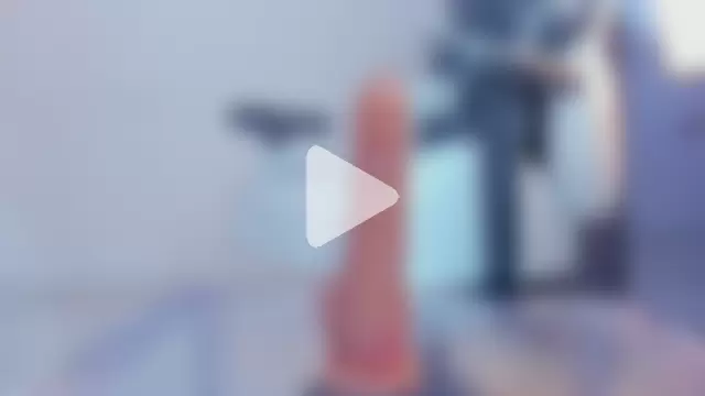 Lily_Cole27 photo 12