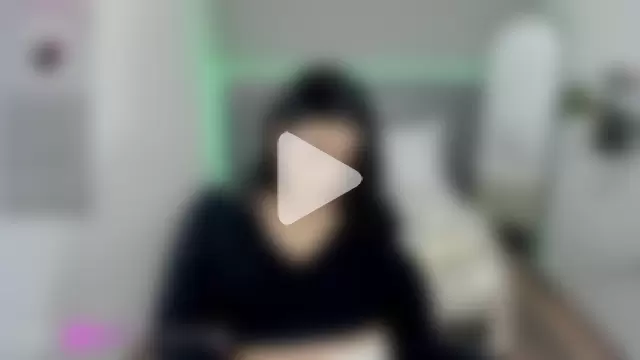 Little_Alli photo 12