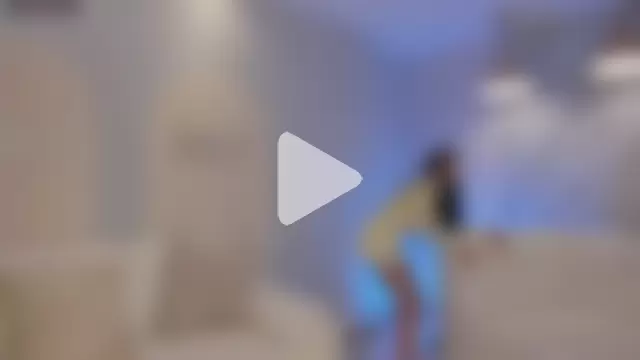 LizzHamilton__ photo 6