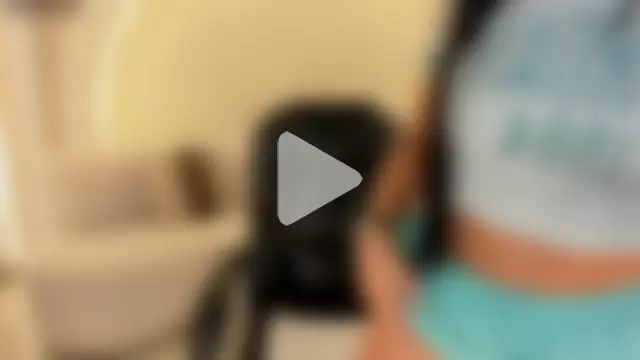 LizzHamilton__ photo 3