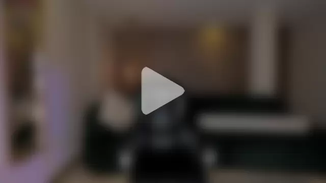 LizzHamilton__ photo 9