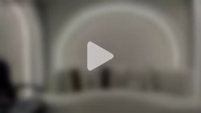 LizzHamilton__ photo 1