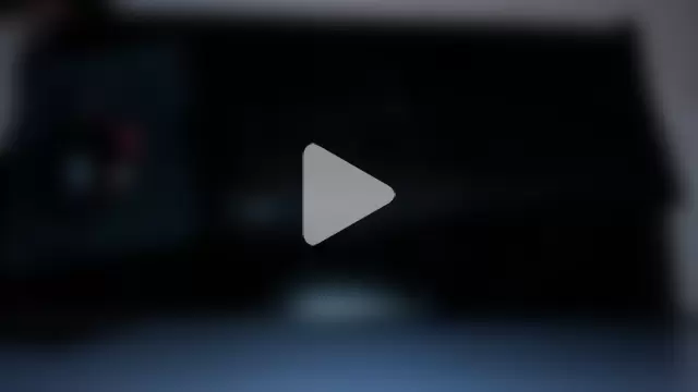 LizzHamilton__ photo 1