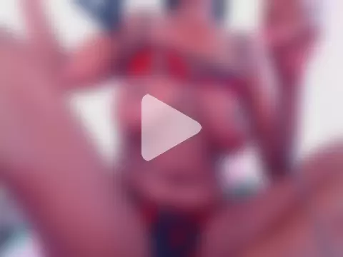 LuciousLips96 photo 4