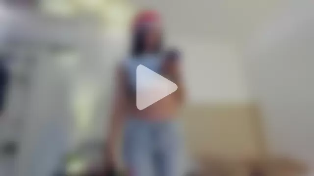 Mady-Edwards photo 3