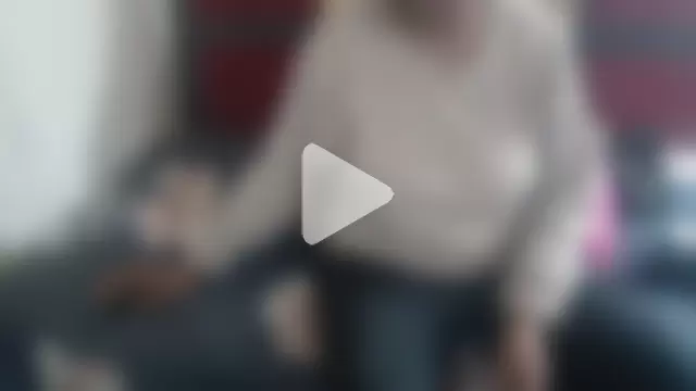 MaximTease24 photo 22