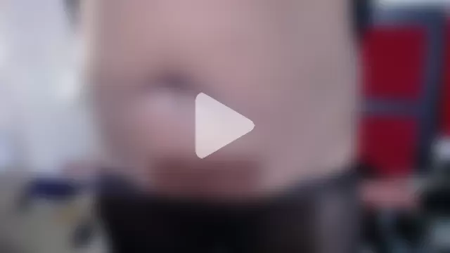 MaximTease24 photo 12