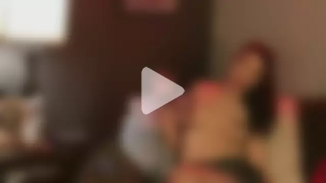 MeghanMarley photo 8