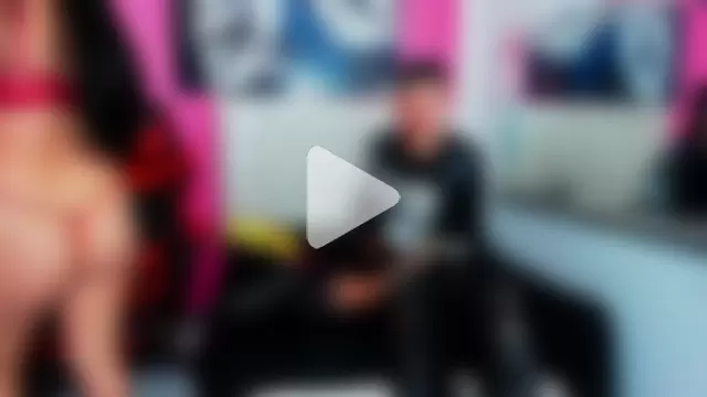 MiaAndTeylor photo 8