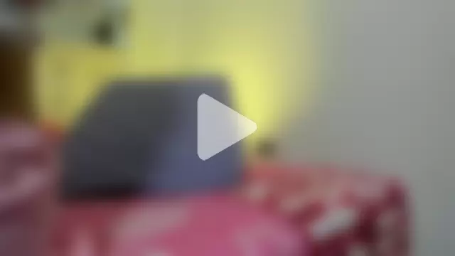 MiaEvans0 photo 1