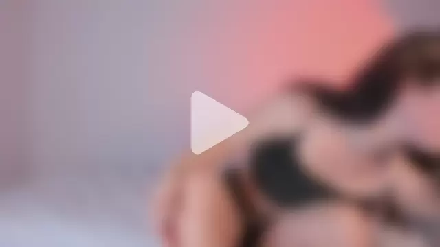 MiaKhallirae photo 20