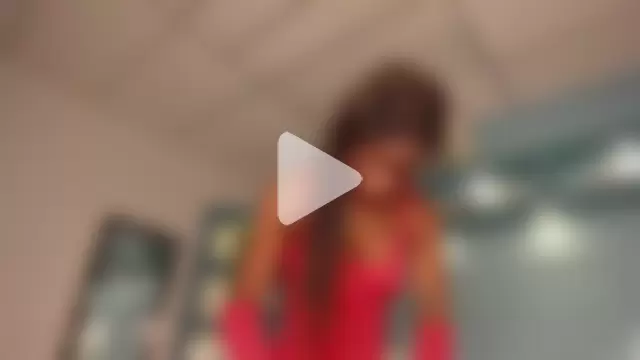 MichellePose photo 30