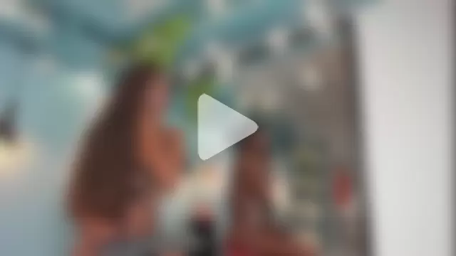 MichellePose photo 7