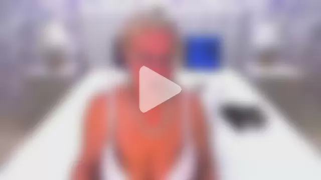 MilfyMommyXX photo 21