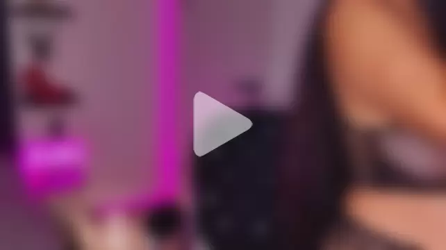 MissAmeliaa photo 16