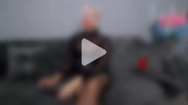 MissNicoleDom photo 25