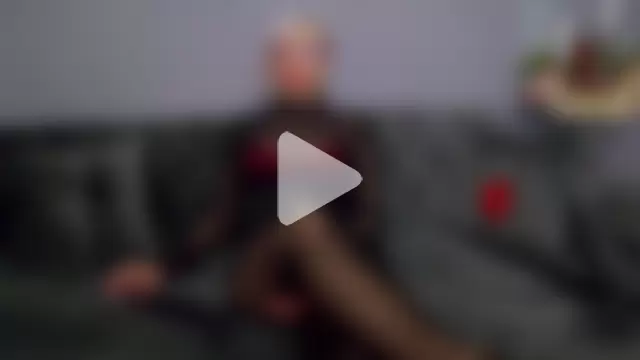 MissNicoleDom photo 19