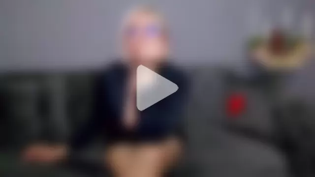 MissNicoleDom photo 6