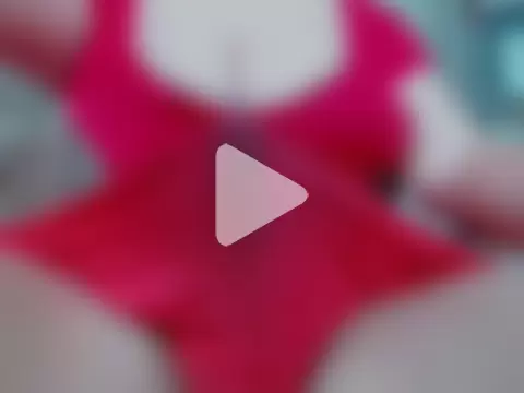 MistressQueenDominaTS photo 3