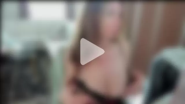 Natascha-Hill photo 22