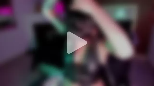 NattashaHotson photo 20