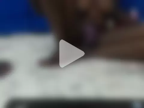 Petite_doll20 photo 2