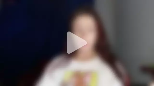 Sara-Guzman1 photo 15