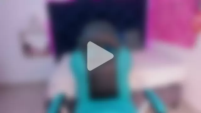 SaraApril_1 photo 10