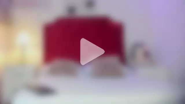 Sara_Collinss_ photo 9