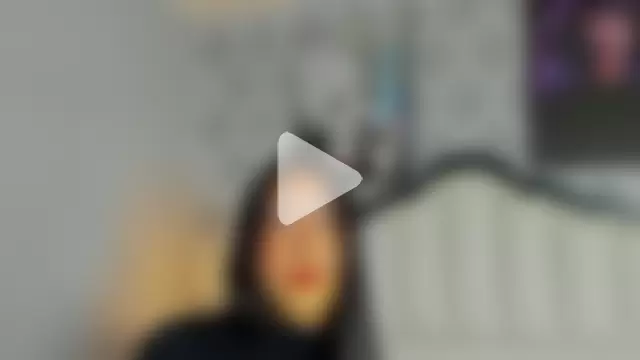 SarahMiler_ photo 25