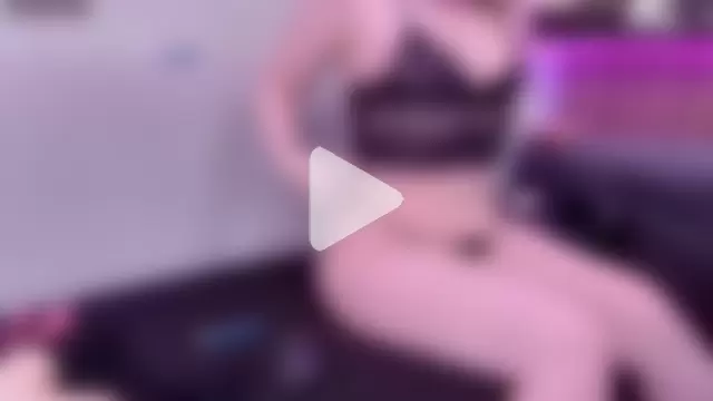 ScarletCarnal photo 17