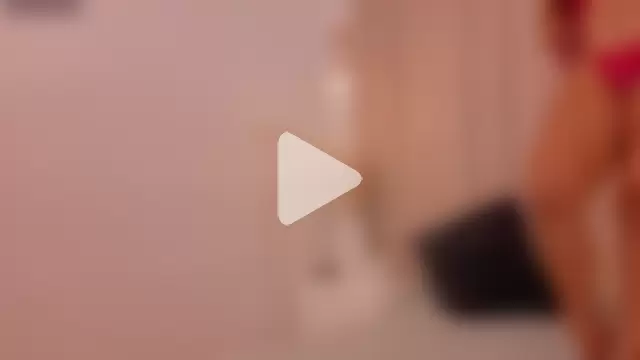 ScarlettMore photo 4