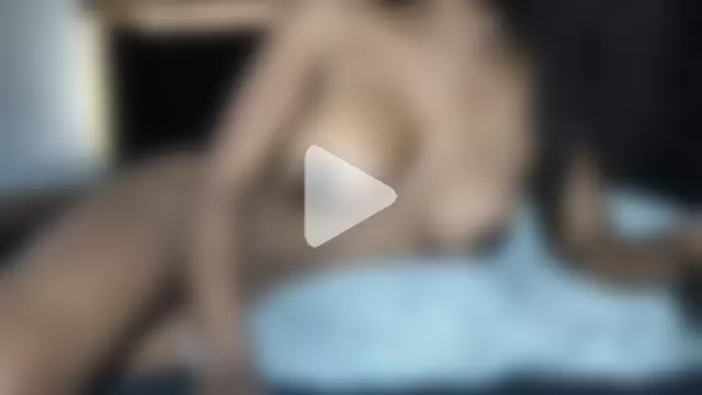 SeductiveMiahBrown photo 3