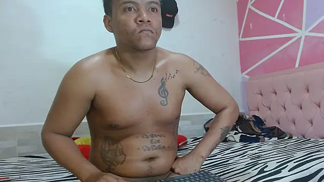 Shantal_Dominic photo 6