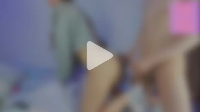 SkinnysCouple photo 3