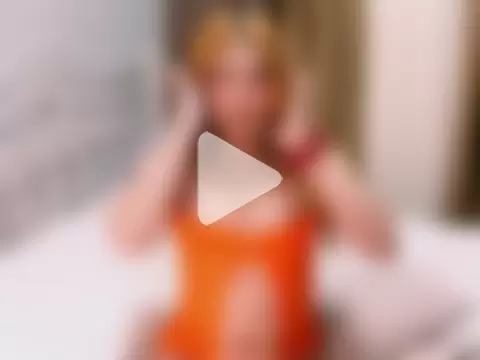 SluttyZowi photo 18