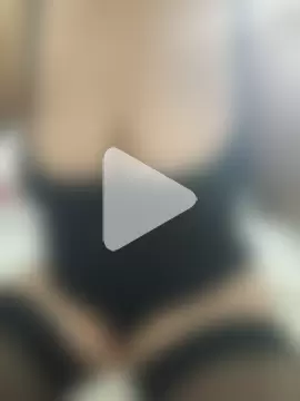 TattyHarrisquirtt photo 30