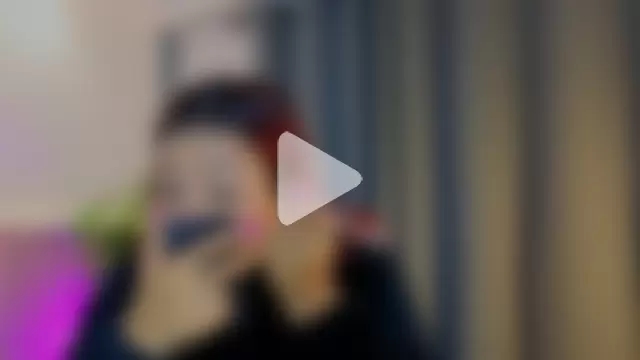 TiffanyWalk photo 23