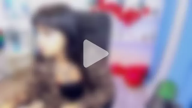 TiffanyYounge photo 11