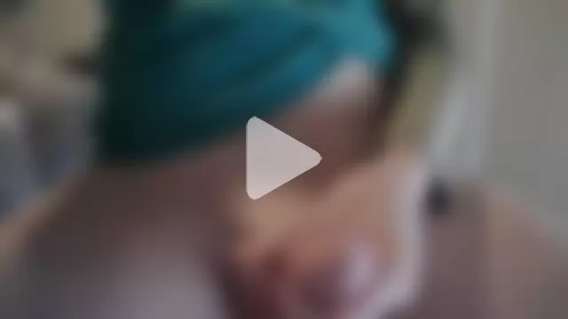 TinyPussyBigDumbCock photo 8