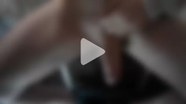 TinyPussyBigDumbCock photo 3