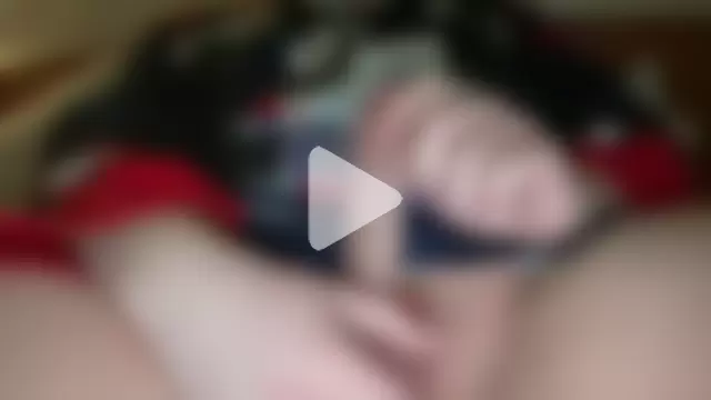 UrgingBackroom photo 3