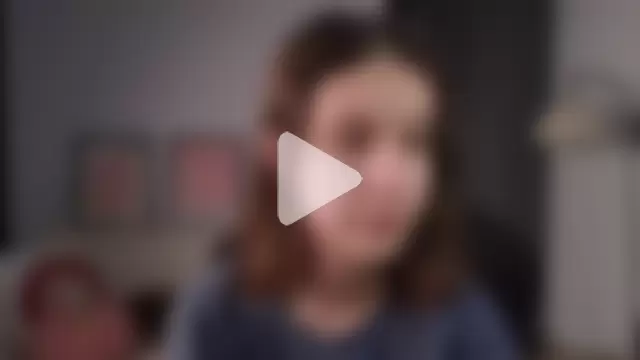 VanessaBayer2 photo 5