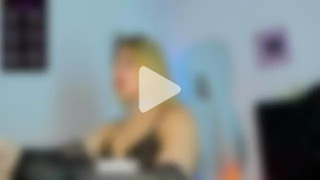 Vickyallien photo 26