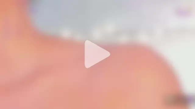 VioletHilton photo 4