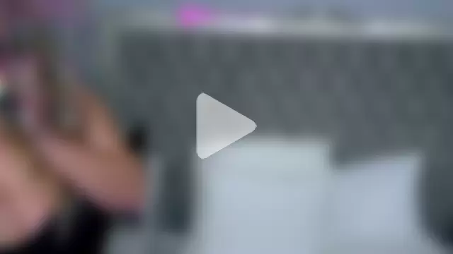 VoluptuousLeona photo 17