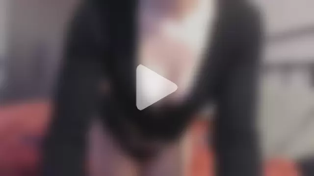 YourSlutQueen photo 11