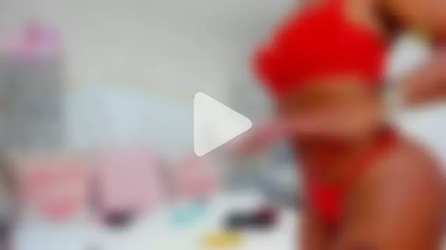 ZendayaRosse photo 5