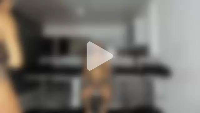 Zoe-Williams photo 24