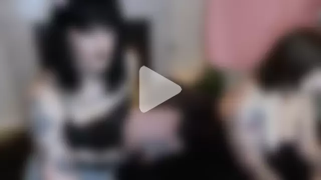 Zoe_and_Coco photo 9